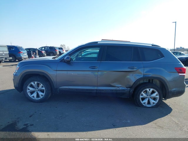 Продажа на аукционе авто 2018 Volkswagen Atlas 3.6l V6 Se/3.6l V6 Se W/technology, vin: 1V2LR2CA0JC526372, номер лота: 44476531