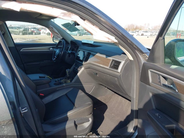 Продажа на аукционе авто 2018 Volkswagen Atlas 3.6l V6 Se/3.6l V6 Se W/technology, vin: 1V2LR2CA0JC526372, номер лота: 44476531