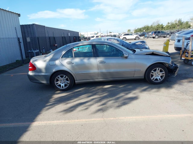 Продажа на аукционе авто 2005 Mercedes-benz E 320, vin: WDBUF65JX5A638602, номер лота: 44476538