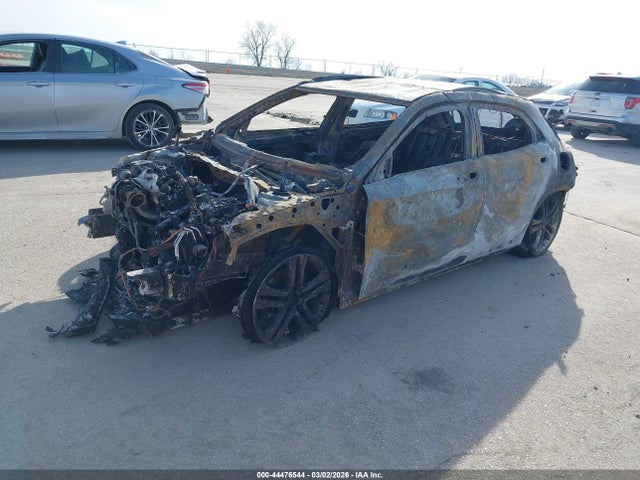 44476544 :رقم المزاد ، WDCTG4EB8LU027593 vin ، 2020 Mercedes-benz Gla 250 مزاد بيع