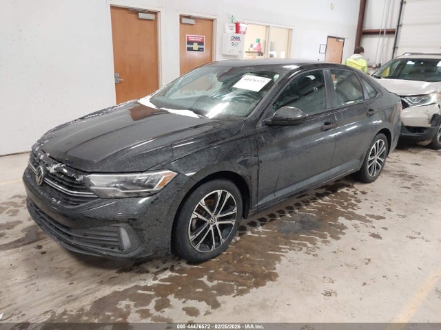 Продажа на аукционе авто 2022 Volkswagen Jetta 1.5t Sport, vin: 3VWBM7BU2NM033637, номер лота: 44476572