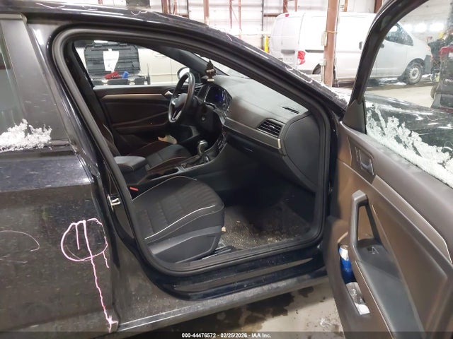 Продажа на аукционе авто 2022 Volkswagen Jetta 1.5t Sport, vin: 3VWBM7BU2NM033637, номер лота: 44476572