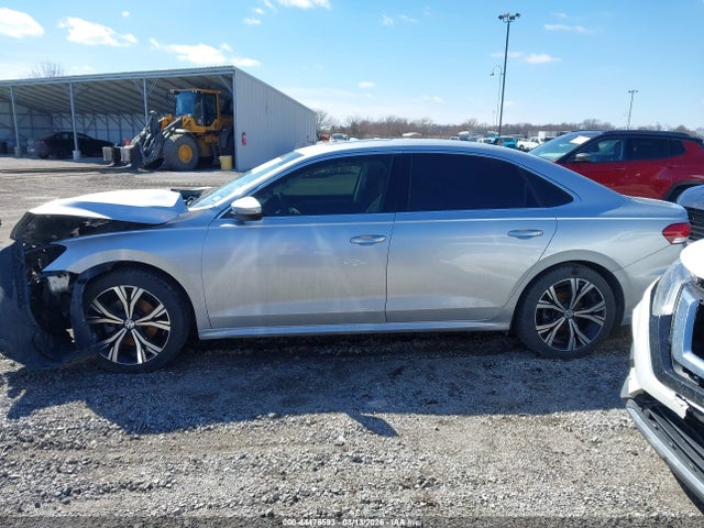 Aukcja sprzedaży 2021 Volkswagen Passat 2.0t Se, vin: 1VWSA7A36MC002439, numer aukcji: 44476593