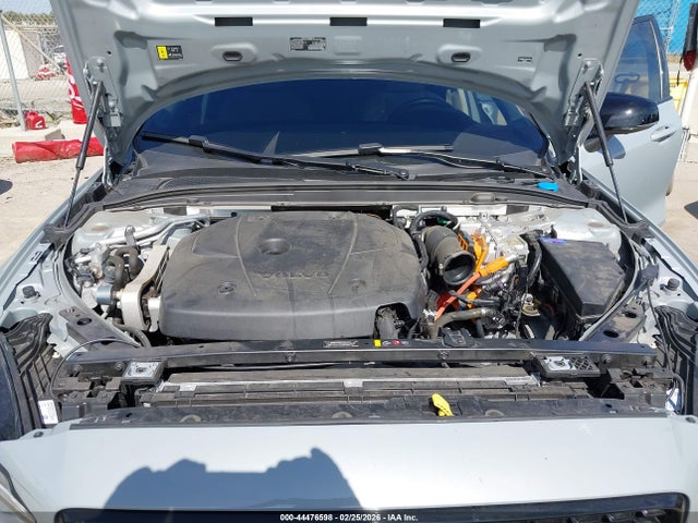 7JRH60FC2SG367562 Volvo S60 Plug-in Hybrid T8 Plus