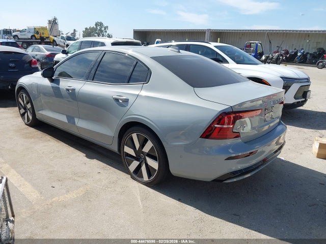 Volvo S60 Plug-in Hybrid T8 Plus 2025 7JRH60FC2SG367562 Image 3