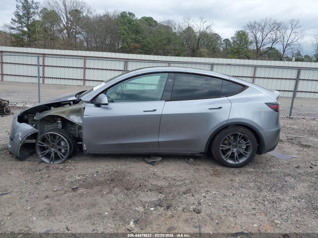 7SAYGDEE1RA310439 Tesla Model Y Long Range Dual Motor All-wheel Drive