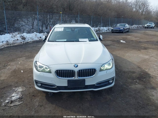 BMW 528i Xdrive 2014 WBA5A7C58ED615802 Image 12