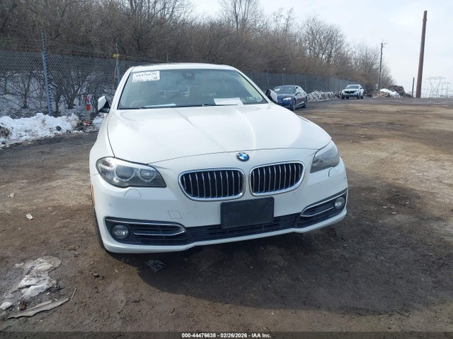 BMW 528i Xdrive 2014 WBA5A7C58ED615802 Image 6