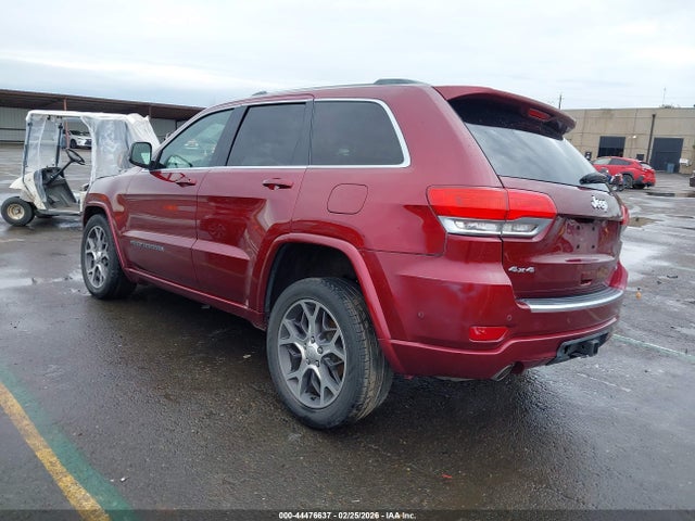 1C4RJFBG2JC203523 Jeep Grand Cherokee Sterling Edition 4x4