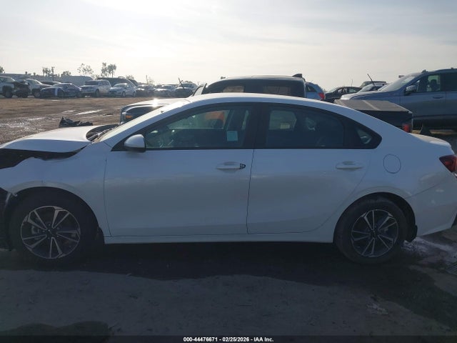 3KPF24AD6RE727449 KIA Forte Lxs