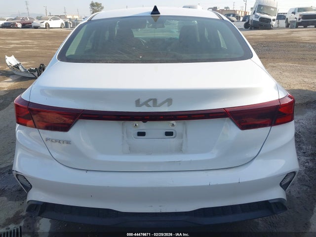 3KPF24AD6RE727449 KIA Forte Lxs