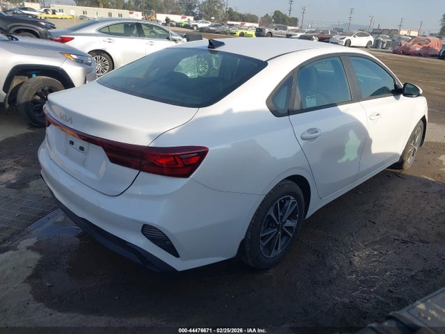 3KPF24AD6RE727449 KIA Forte Lxs