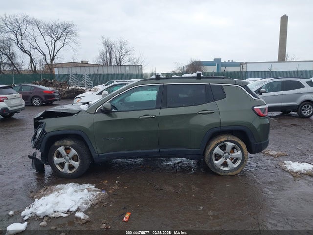 Jeep Compass Latitude 4x4 2018 3C4NJDBB8JT457412 Image 15