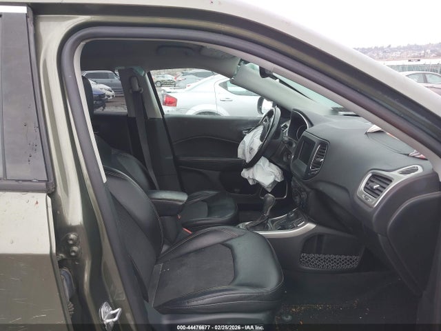 Jeep Compass Latitude 4x4 2018 3C4NJDBB8JT457412 Image 5