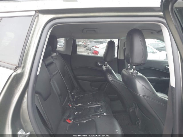 Jeep Compass Latitude 4x4 2018 3C4NJDBB8JT457412 Image 8