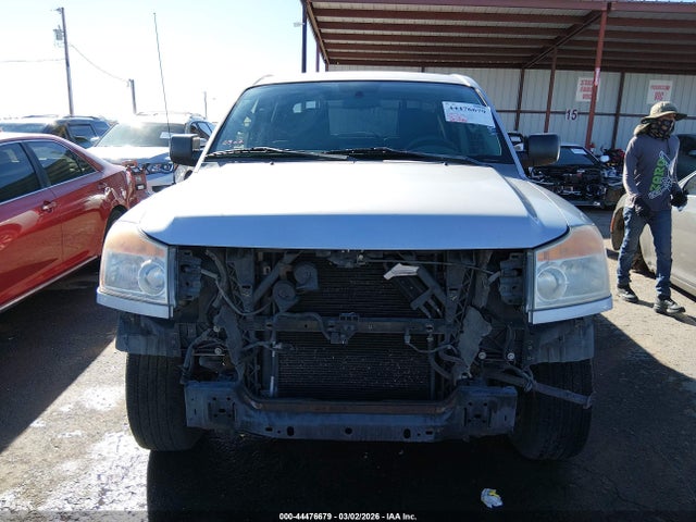 1N6AA0EK4FN510257 Nissan TITAN SV