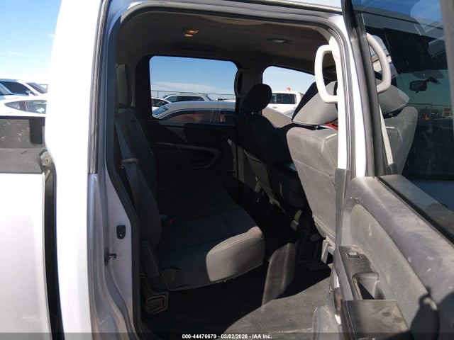 1N6AA0EK4FN510257 Nissan TITAN SV