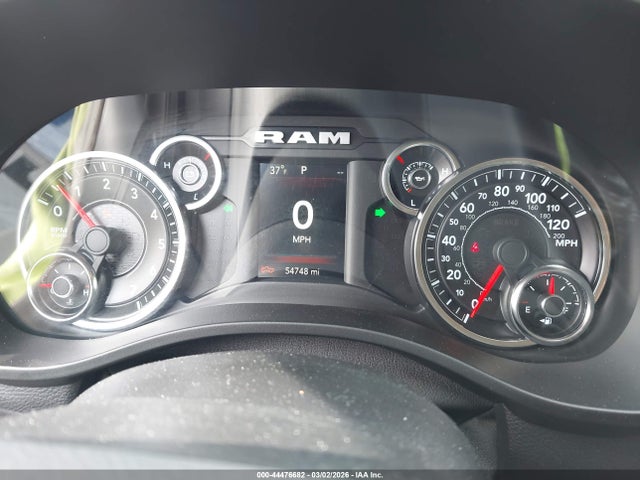 2020 Ram 1500 Big Horn  4x4 5'7 Box მანქანა იყიდება აუქციონზე, vin: 1C6RRFFG2LN346151, აუქციონის ნომერი: 44476682