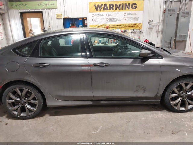 Продажа на аукционе авто 2016 Chrysler 200 S, vin: 1C3CCCDGXGN175029, номер лота: 44476689
