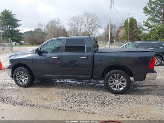 44476711 :رقم المزاد ، 1C6RR7LT4FS532982 vin ، 2015 Ram 1500 Big Horn مزاد بيع