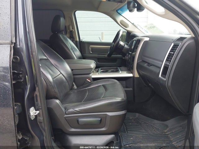 44476711 :رقم المزاد ، 1C6RR7LT4FS532982 vin ، 2015 Ram 1500 Big Horn مزاد بيع