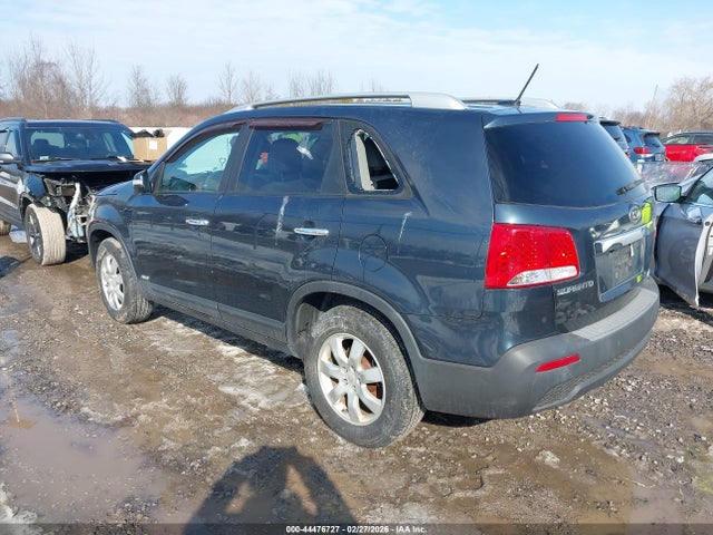 Продажа на аукционе авто 2011 Kia Sorento Lx, vin: 5XYKTCA10BG099005, номер лота: 44476727
