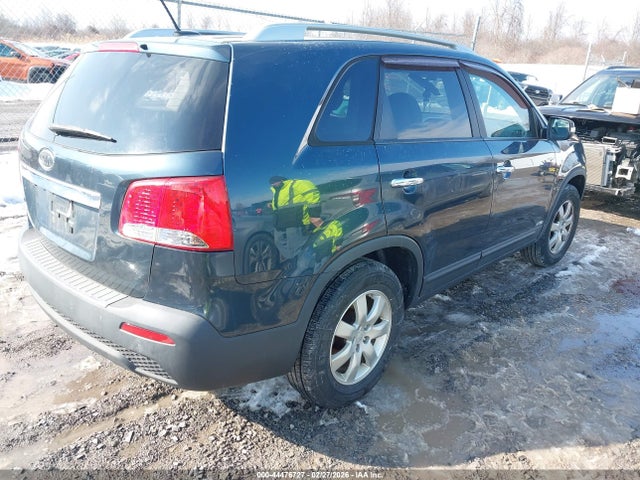 Продажа на аукционе авто 2011 Kia Sorento Lx, vin: 5XYKTCA10BG099005, номер лота: 44476727