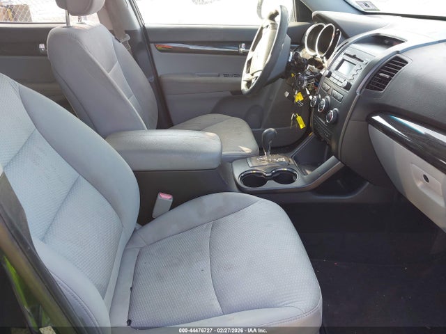 Продажа на аукционе авто 2011 Kia Sorento Lx, vin: 5XYKTCA10BG099005, номер лота: 44476727