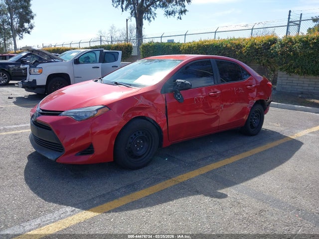 Toyota COROLLA LE 2017 5YFBURHE5HP584009 Image 2