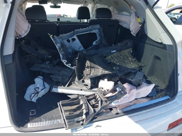 WA1LHAF78JD013552 Audi Q7 2.0t Premium