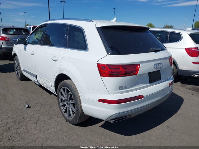 WA1LHAF78JD013552 Audi Q7 2.0t Premium