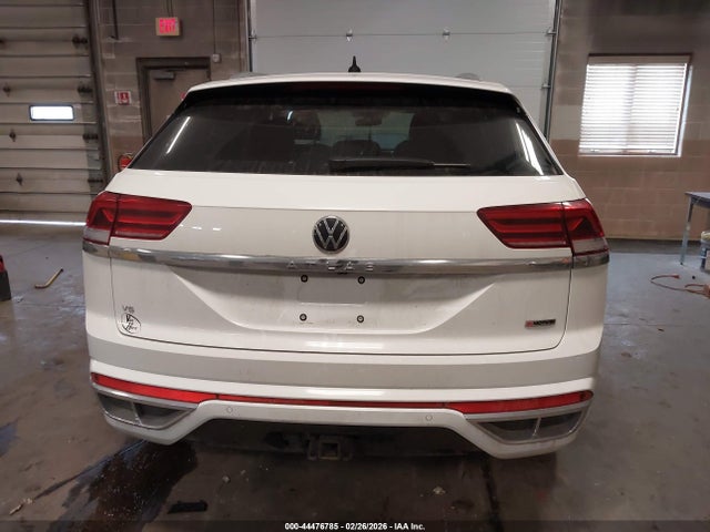 44476785 :رقم المزاد ، 1V2FE2CA5NC227510 vin ، 2022 Volkswagen Atlas Cross Sport 3.6l V6 Sel Premium R-line مزاد بيع