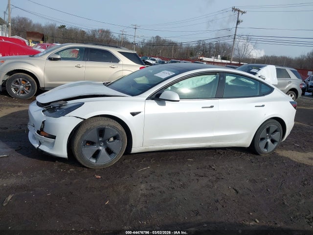 44476796 :رقم المزاد ، 5YJ3E1EB4MF048400 vin ، 2021 Tesla Model 3 Long Range Dual Motor All-wheel Drive مزاد بيع