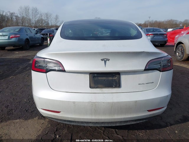 44476796 :رقم المزاد ، 5YJ3E1EB4MF048400 vin ، 2021 Tesla Model 3 Long Range Dual Motor All-wheel Drive مزاد بيع