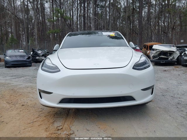 44476807 :رقم المزاد ، 7SAYGDEE6NF385778 vin ، 2022 Tesla Model Y Long Range Dual Motor All-wheel Drive مزاد بيع