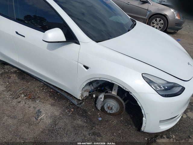 44476807 :رقم المزاد ، 7SAYGDEE6NF385778 vin ، 2022 Tesla Model Y Long Range Dual Motor All-wheel Drive مزاد بيع