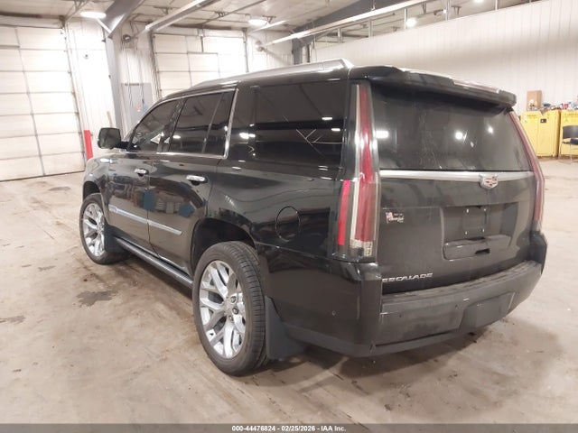 44476824 :رقم المزاد ، 1GYS4DKJ3JR145888 vin ، 2018 Cadillac Escalade Platinum مزاد بيع