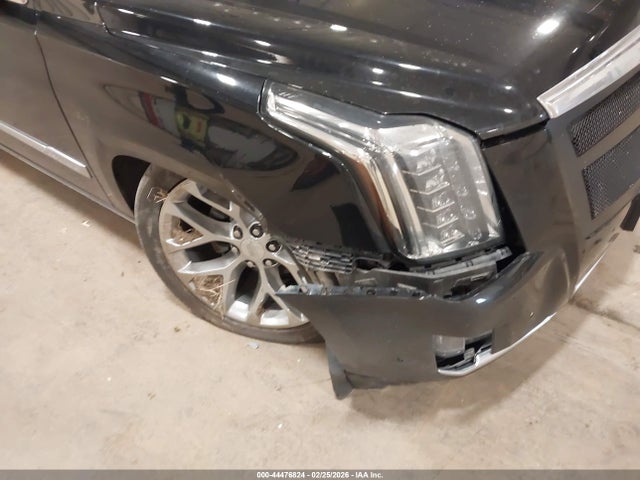 44476824 :رقم المزاد ، 1GYS4DKJ3JR145888 vin ، 2018 Cadillac Escalade Platinum مزاد بيع