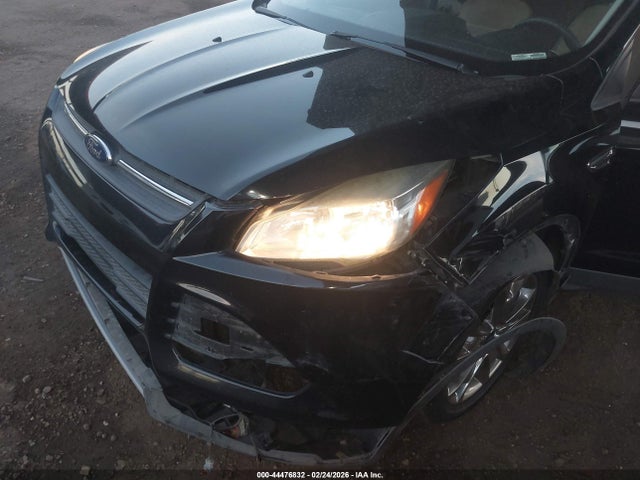 1FMCU9G93GUB83595 Ford ESCAPE SE