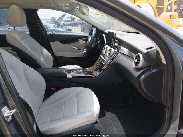 55SWF4JB6HU190172 Mercedes-Benz C 300