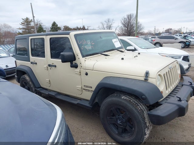 44476885 :رقم المزاد ، 1J4BA3H12BL597166 vin ، 2011 Jeep Wrangler Unlimited Sport مزاد بيع