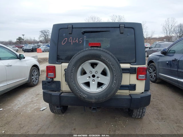 44476885 :رقم المزاد ، 1J4BA3H12BL597166 vin ، 2011 Jeep Wrangler Unlimited Sport مزاد بيع