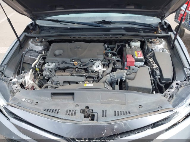 2020 Toyota Camry Le მანქანა იყიდება აუქციონზე, vin: 4T1C11AK8LU880776, აუქციონის ნომერი: 44476933
