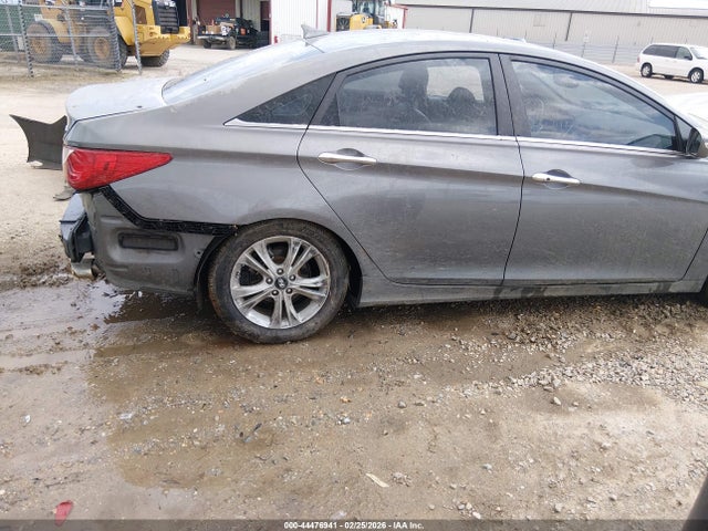 2011 Hyundai Sonata Limited 2.0t მანქანა იყიდება აუქციონზე, vin: 5NPEC4AB8BH293432, აუქციონის ნომერი: 44476941