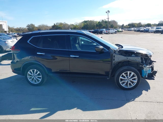 44476950 :رقم المزاد ، KNMAT2MVXJP528327 vin ، 2018 Nissan Rogue Sv مزاد بيع