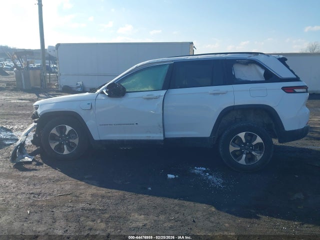 Продажа на аукционе авто 2024 Jeep Grand Cherokee 4xe, vin: 1C4RJYB65RC108145, номер лота: 44476959