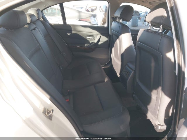44476991 :رقم المزاد ، WBAPH5C5XAA439176 vin ، 2010 Bmw 328i مزاد بيع