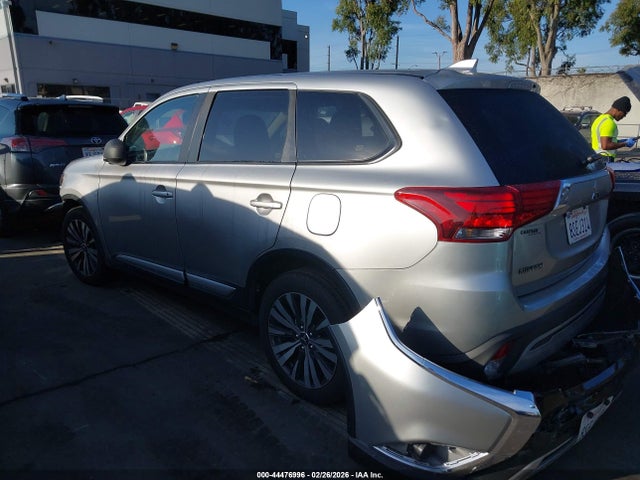 2019 MITSUBISHI OUTLANDER JA4AD2A3XKZ009410 Photo 2