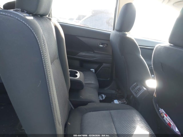 2019 MITSUBISHI OUTLANDER JA4AD2A3XKZ009410 Photo 7