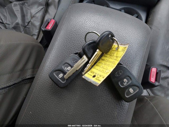 Продажа на аукционе авто 2012 Hyundai Santa Fe Gls, vin: 5XYZGDAB3CG098725, номер лота: 44477003